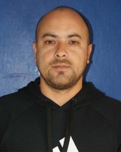 Retrato de Sebastián Zaldívar, Educación Física