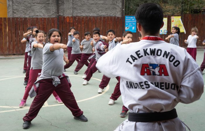 Talleres y deportes en el Colegio Polivalente Inglés