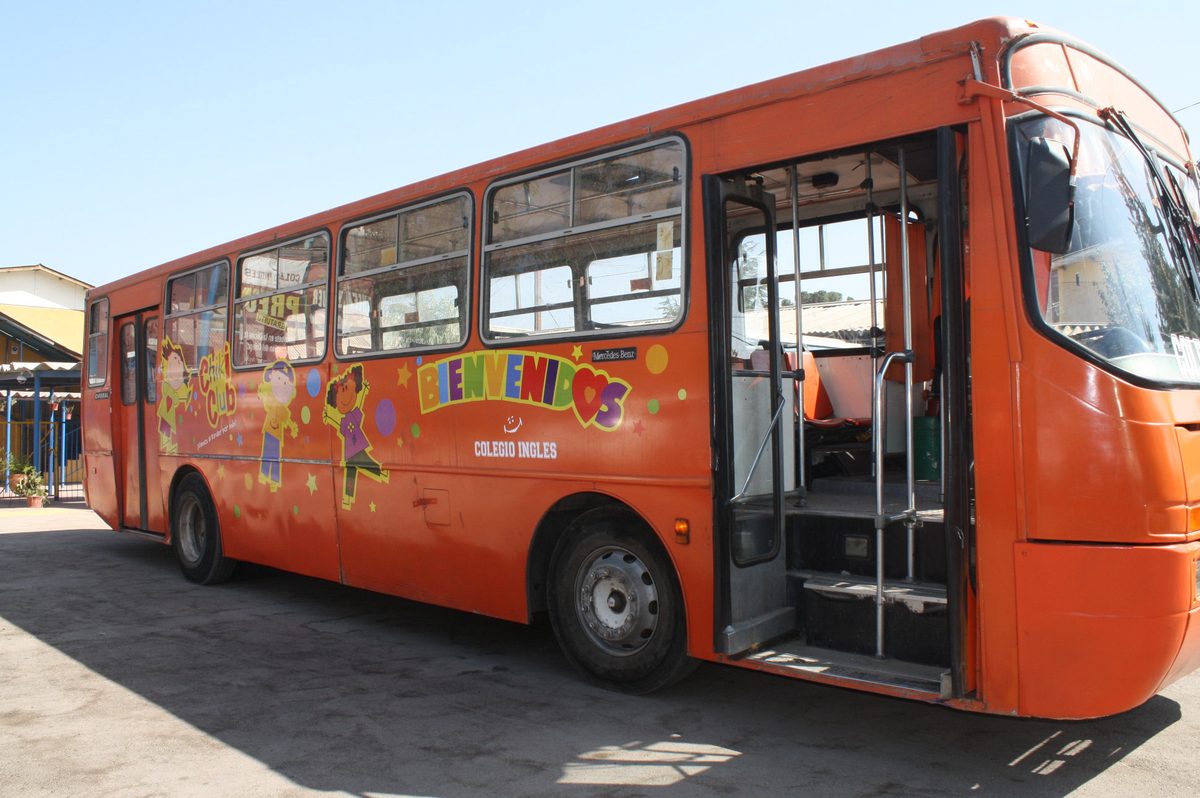 Transporte gratuito en el Colegio Polivalente Inglés